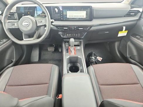 New 2025 Nissan Kicks SR w/ Illumination Package image 10