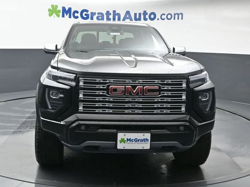 New 2025 GMC Canyon Denali w/ LPO, Denali Black Edition image 4