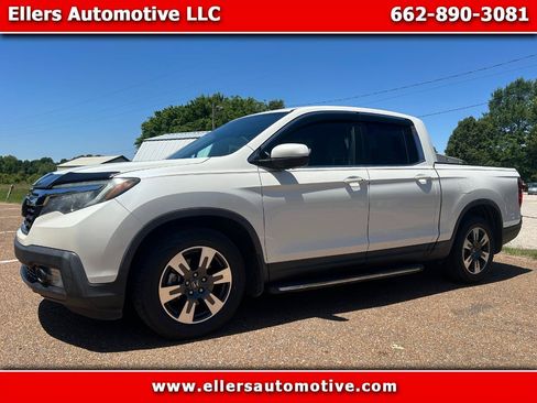 Used 2018 Honda Ridgeline RTL-T image 1