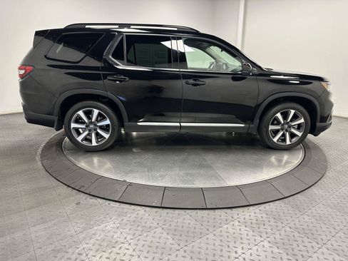 Certified 2023 Honda Pilot Touring image 15