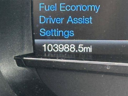 Used 2017 Ford Explorer XLT w/ Equipment Group 202A AWD/4WD image 18