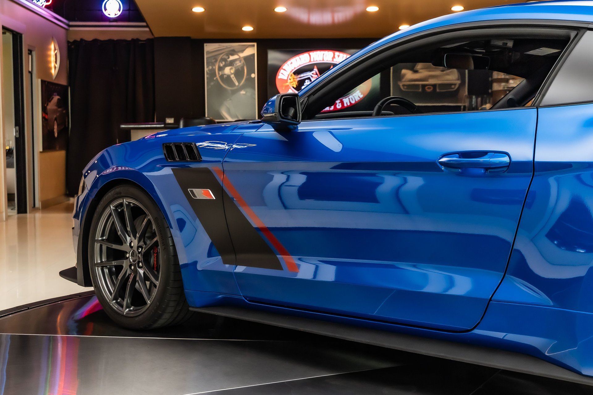 Used 2021 Ford Mustang GT Premium w/ GT Performance Package RWD image 35