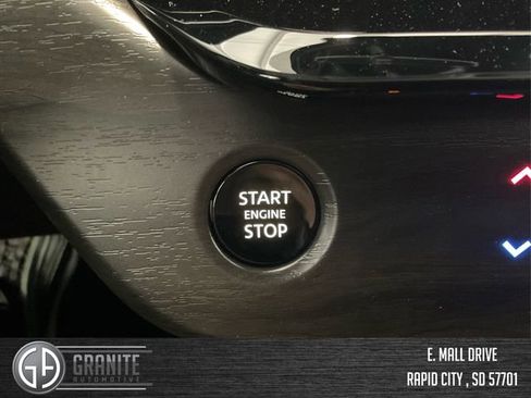 New 2025 Nissan Murano SV AWD/4WD image 24