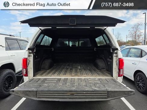 Used 2018 Ford F150 Lariat image 7