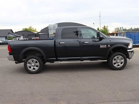 Used 2015 RAM 2500 SLT w/ Protection Group AWD/4WD image 4