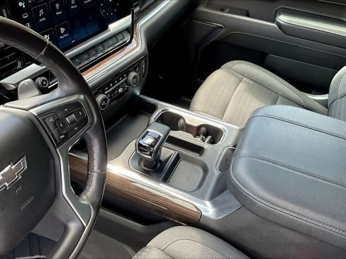 Used 2023 Chevrolet Silverado 1500 RST AWD/4WD image 16