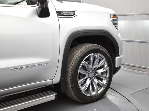 Used 2022 GMC Sierra 1500 Denali w/ Denali Reserve Package image 48