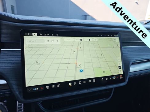 Used 2023 Rivian R1S Adventure image 26
