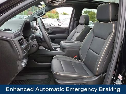 Used 2024 GMC Yukon XL SLT image 18