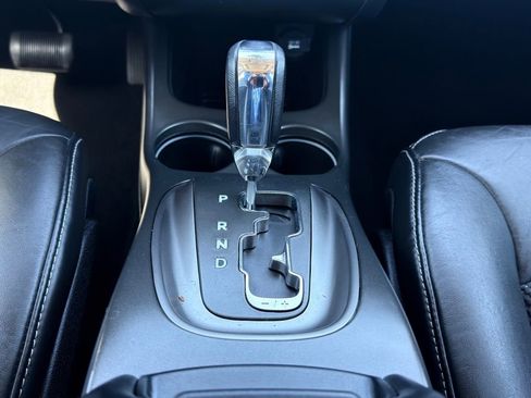 Used 2020 Dodge Journey Crossroad w/ Popular Equipment Group image 3