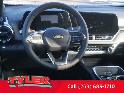 New 2026 Chevrolet Equinox LT w/ Convenience Package II image 42