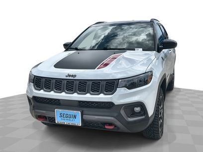 Used 2025 Jeep Compass Trailhawk
