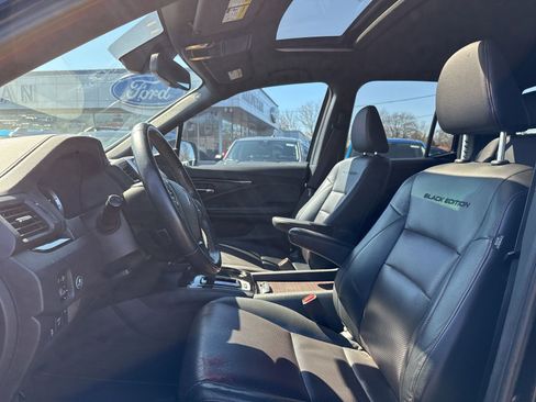 Used 2017 Honda Ridgeline Black Edition image 14