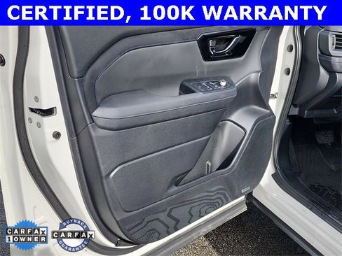 Certified 2025 Subaru Forester Limited image 10