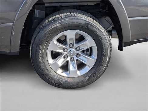 Used 2022 RAM 1500 Laramie image 24