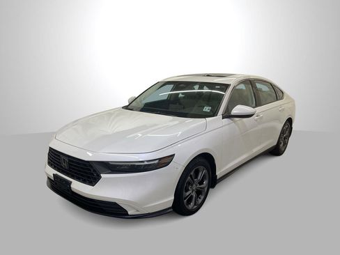 Certified 2023 Honda Accord EX image 1