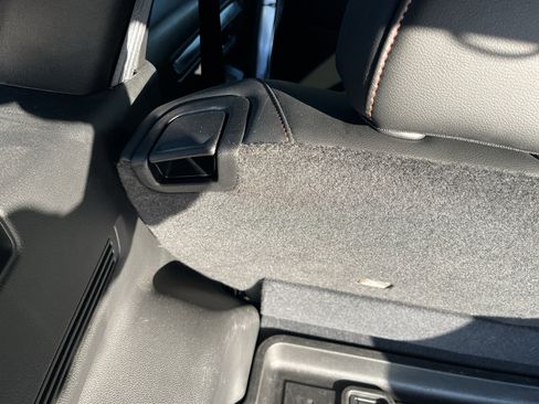 Used 2025 Honda CR-V Sport-L image 33