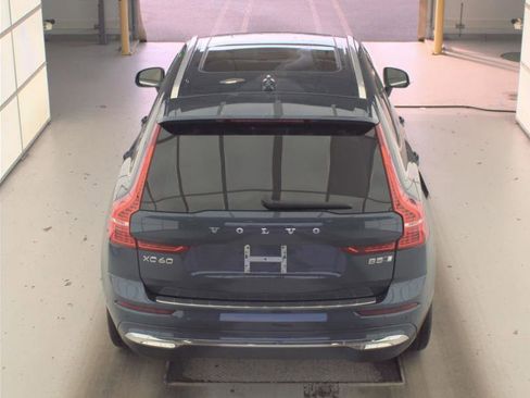 Used 2023 Volvo XC60 B5 Plus w/ Climate Package image 17