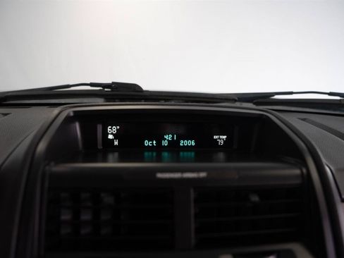 Used 2008 Mercury Mariner Premier FWD image 16
