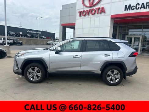 Used 2024 Toyota RAV4 XLE w/ Convenience Package image 12
