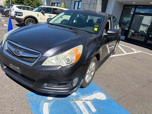 Used 2012 Subaru Legacy 2.5i Premium w/ All-Weather Pkg AWD/4WD image 3