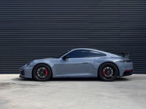 Certified 2023 Porsche 911 Carrera GTS RWD image 2