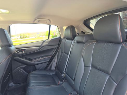 Used 2019 Subaru Crosstrek 2.0i Limited w/ Moonroof Package w/Navigation AWD/4WD image 11