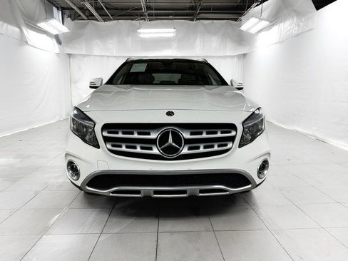 Used 2019 Mercedes-Benz GLA 250 4MATIC image 2