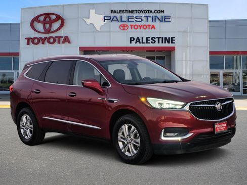 Used 2021 Buick Enclave Essence image 1