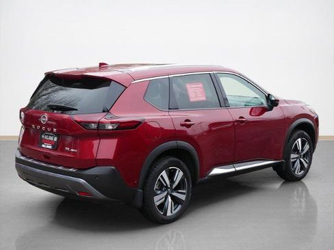 Certified 2023 Nissan Rogue SL w/ SL Premium Package AWD/4WD image 3