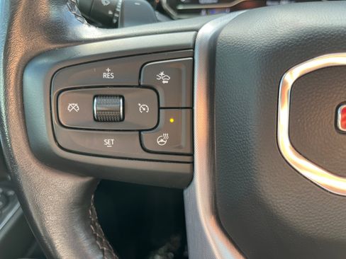 Used 2022 GMC Sierra 1500 SLT image 22
