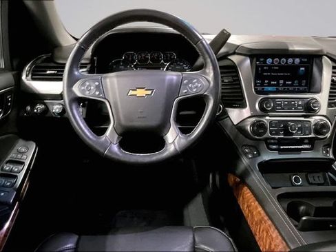Used 2019 Chevrolet Tahoe Premier AWD/4WD image 5