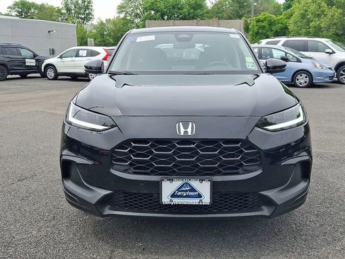 Certified 2023 Honda HR-V LX image 2