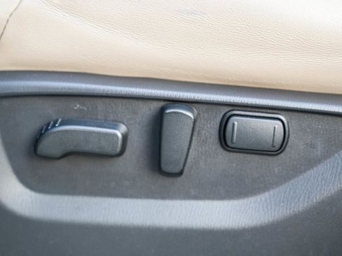 Used 2024 Nissan Armada Platinum w/ Captain's Chairs Package image 24