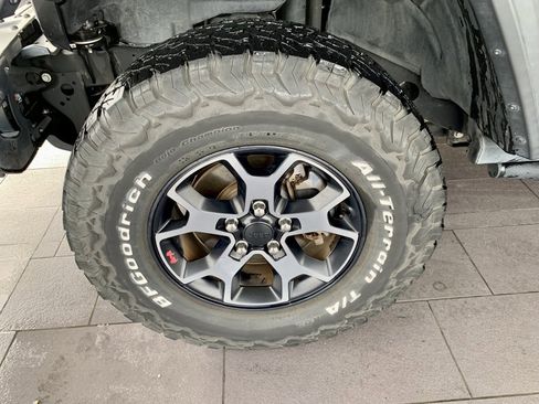 Used 2019 Jeep Wrangler Rubicon image 9