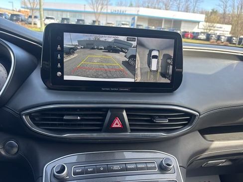 Used 2023 Hyundai Santa Fe SEL w/ Premium Package image 12