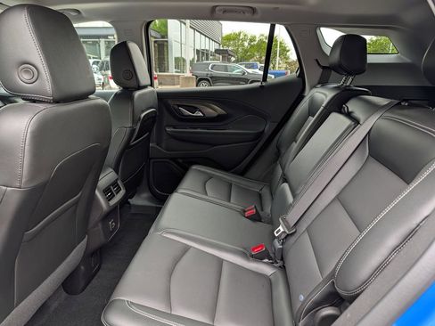 Used 2024 GMC Terrain SLT w/ Elevation Edition AWD/4WD image 28