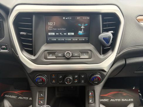 Used 2019 GMC Acadia SLE AWD/4WD image 25
