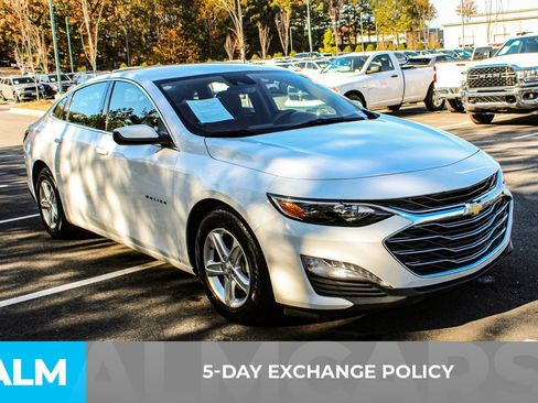 Used 2024 Chevrolet Malibu LT image 3