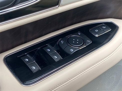 Used 2020 Lincoln Navigator Reserve w/ Equipment Group 208A Reserve image 14