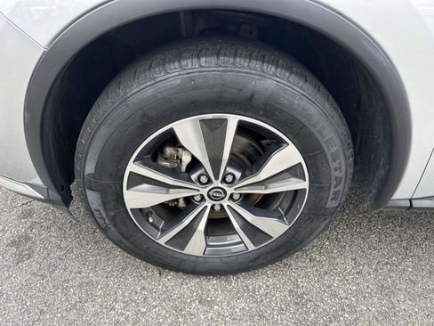 Used 2023 Nissan Murano SV image 7