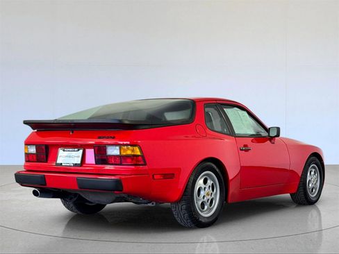Used 1987 Porsche 944 Coupe image 8