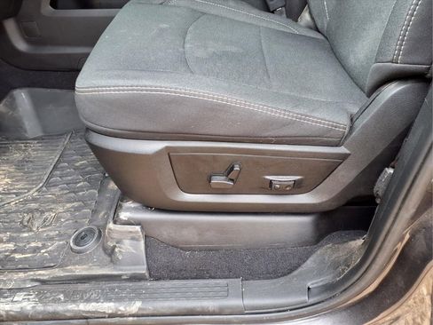 Used 2025 RAM 2500 Big Horn AWD/4WD image 20