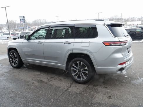 Used 2021 Jeep Grand Cherokee L Overland w/ Luxury Tech Group IV image 9