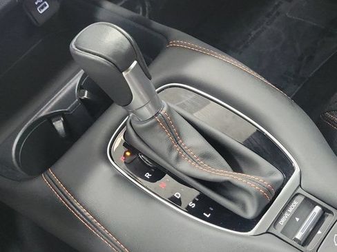 Certified 2025 Honda HR-V Sport image 27