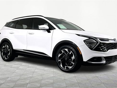 Certified 2023 Kia Sportage SX image 3