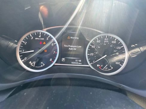 Used 2016 Nissan Sentra SV FWD image 15