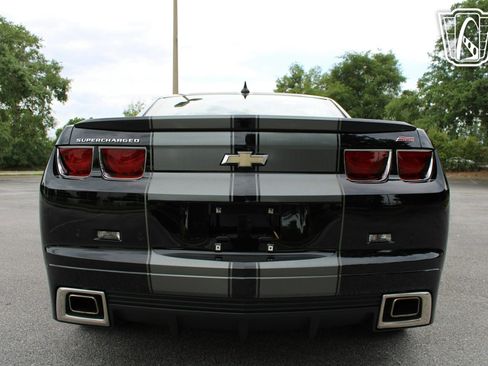 Used 2011 Chevrolet Camaro SS w/ RS Package RWD image 38