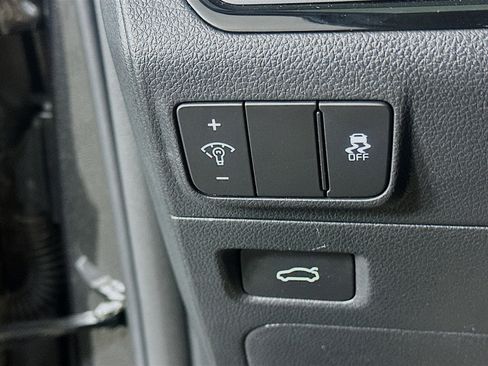 Used 2025 Kia K5 LXS image 17