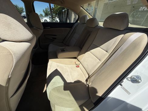 Used 2011 Honda Accord LX image 10